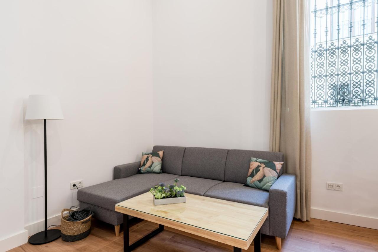 Apartamentos Leoncillos เซบีญา ภายนอก รูปภาพ