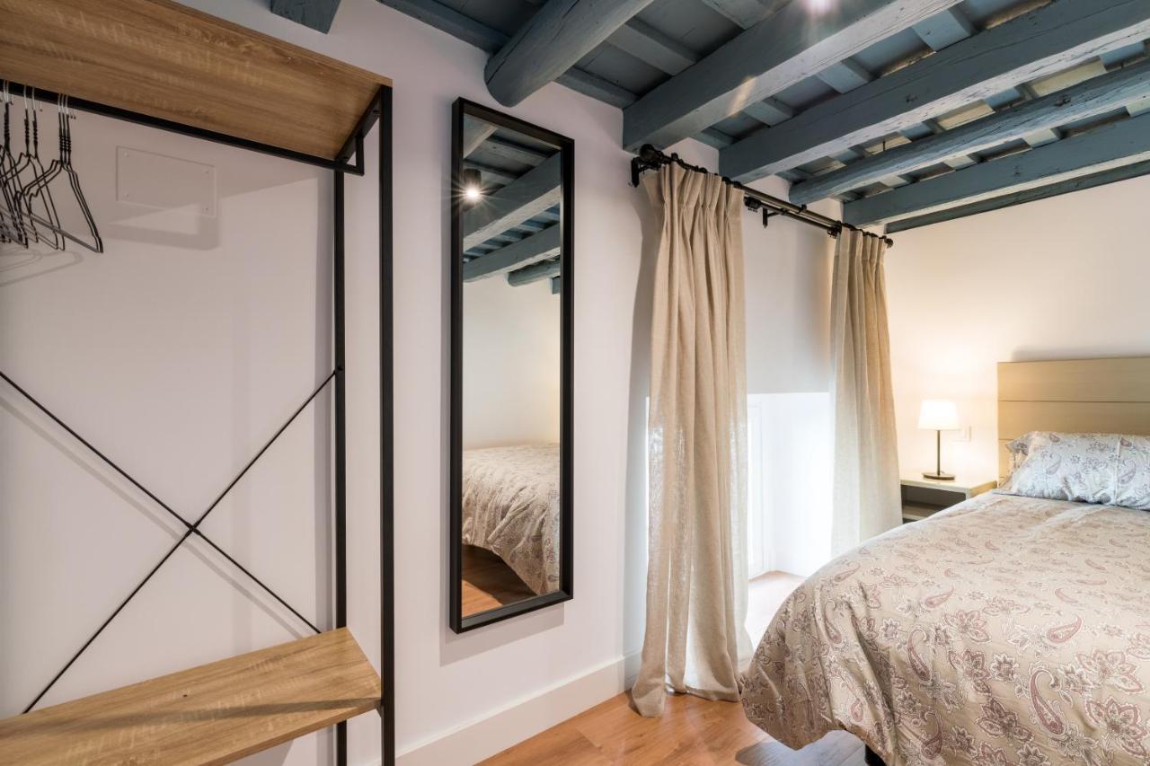 Apartamentos Leoncillos เซบีญา ภายนอก รูปภาพ