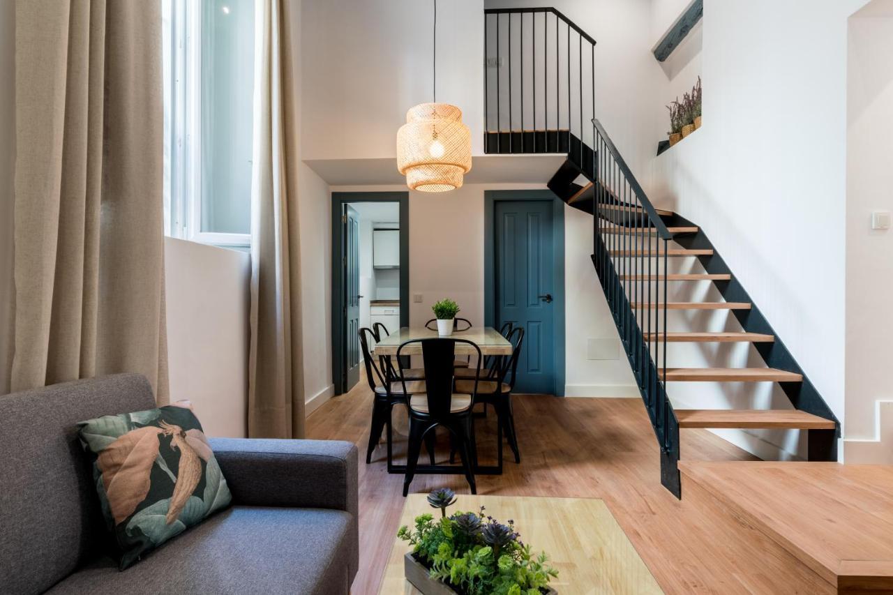 Apartamentos Leoncillos เซบีญา ภายนอก รูปภาพ