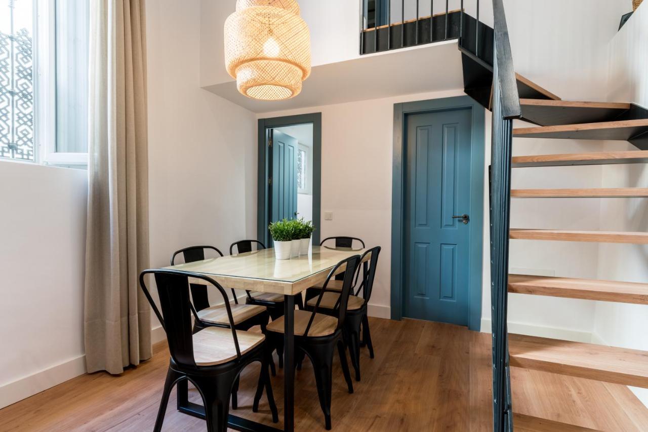 Apartamentos Leoncillos เซบีญา ภายนอก รูปภาพ