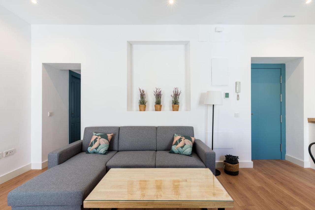 Apartamentos Leoncillos เซบีญา ภายนอก รูปภาพ